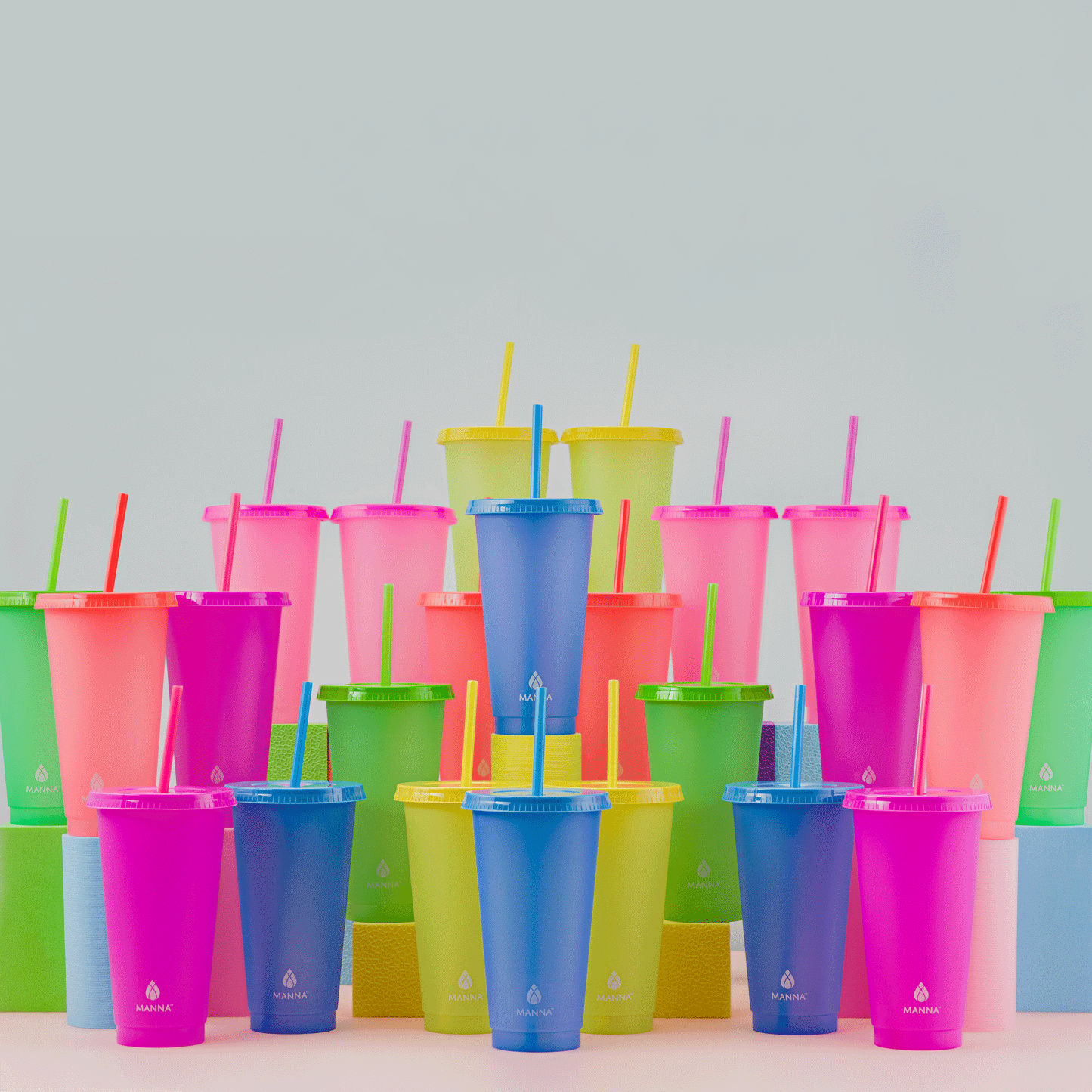 24-piece-original-color-changing-cup-set-m8 A0029811.gif