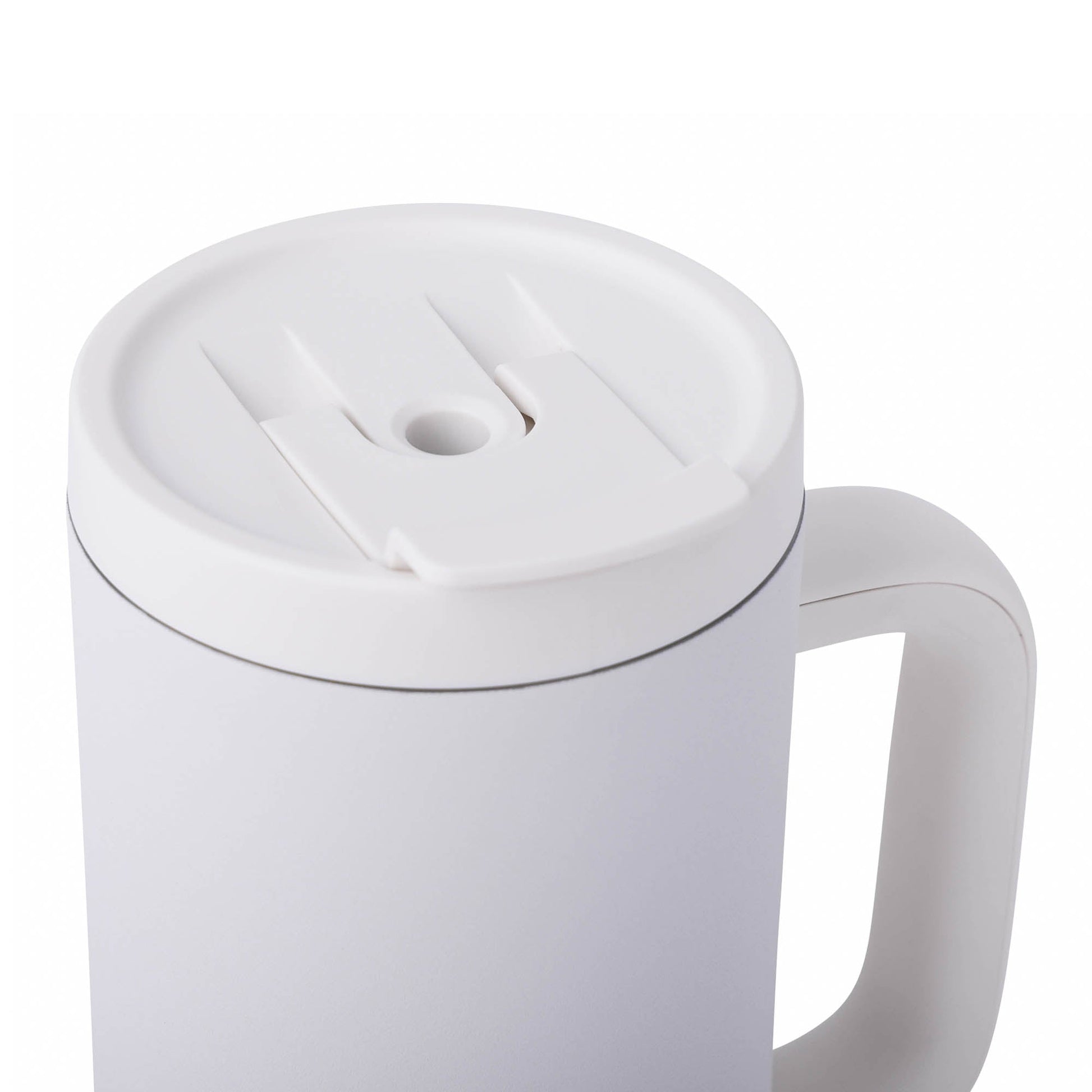 40-oz-leisure-tumbler-r4 CoreHome_MannaHydration_Whites_Raw-42.jpg