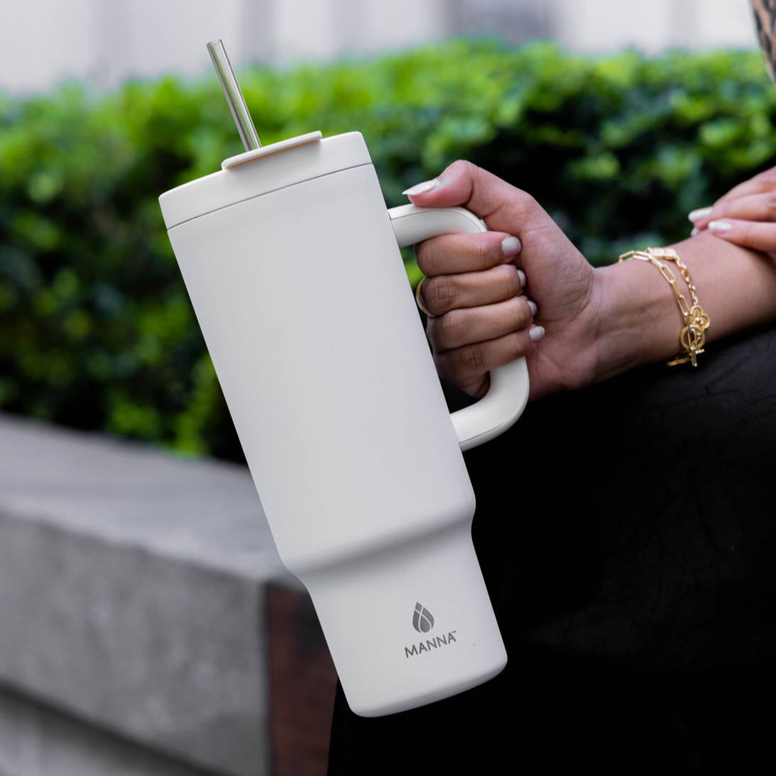 40-oz-leisure-tumbler-r4 Core_Home_Manna_Lifestyle_AUG_13-38.png