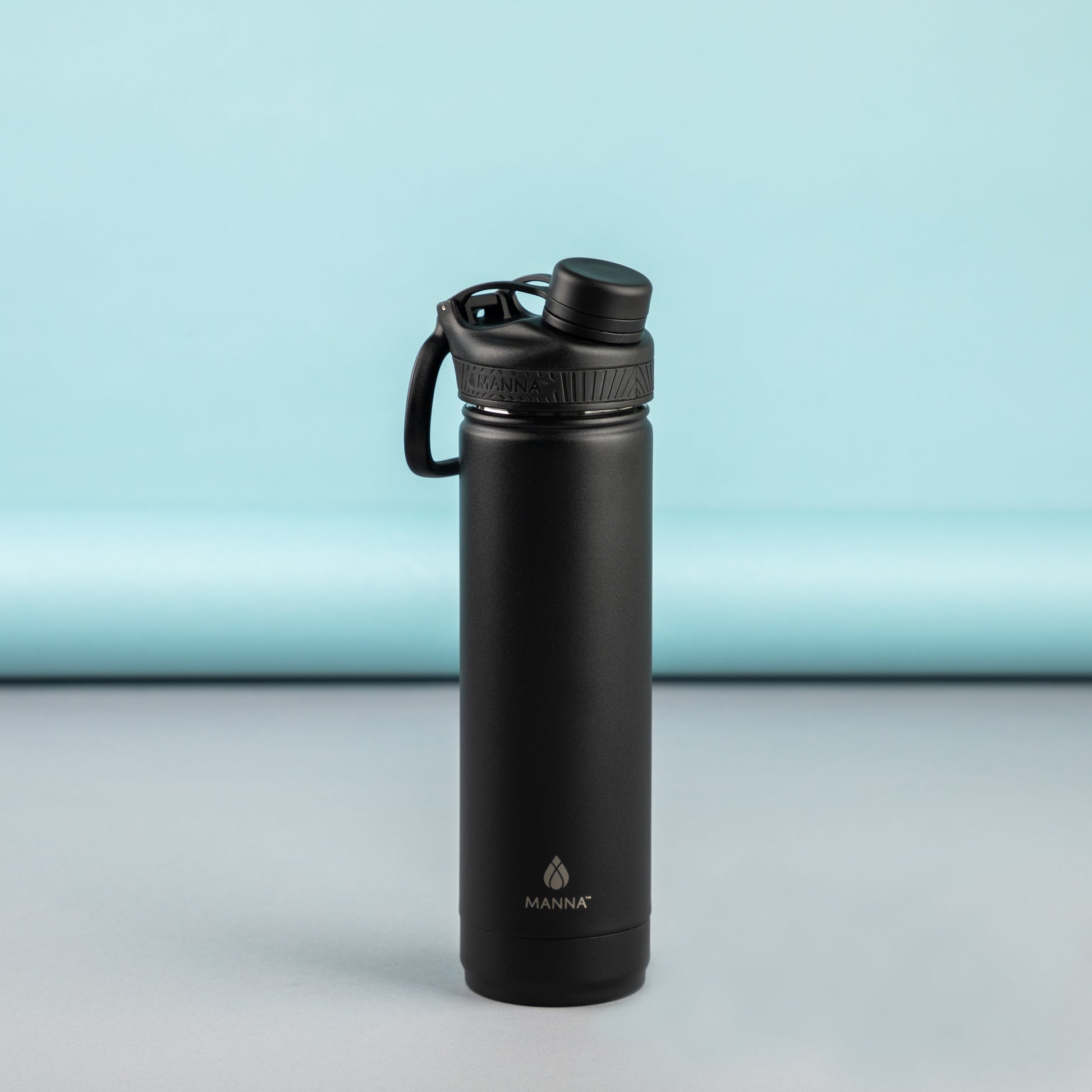 26-oz-saratoga-bottle-e8 MAN_Website_Saratoga_05.jpg